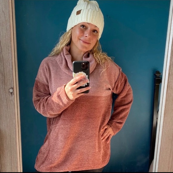 Last Chance/ Few Left - Astranita • Pink \ Mauve Cowl Neck Sweater - Picture 4 of 9